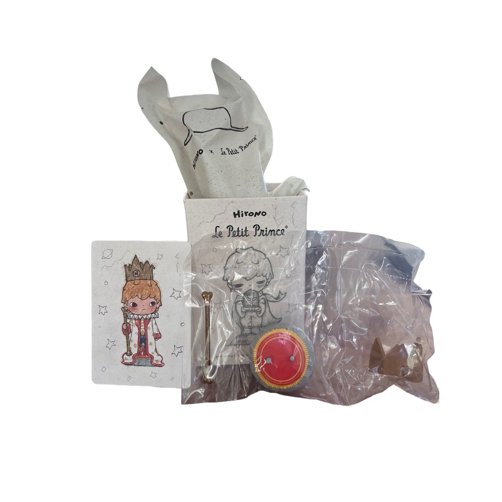 POP MART Hirono Le Petit Prince The King Figure Unisex OS Multi Good Art Toy